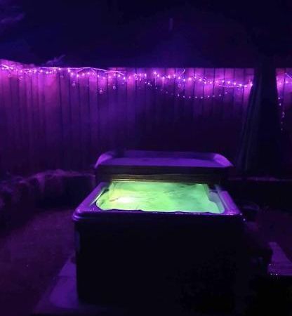 Bankhead Accommodation With Hot Tub In Aberdeenshire Gamrie Εξωτερικό φωτογραφία