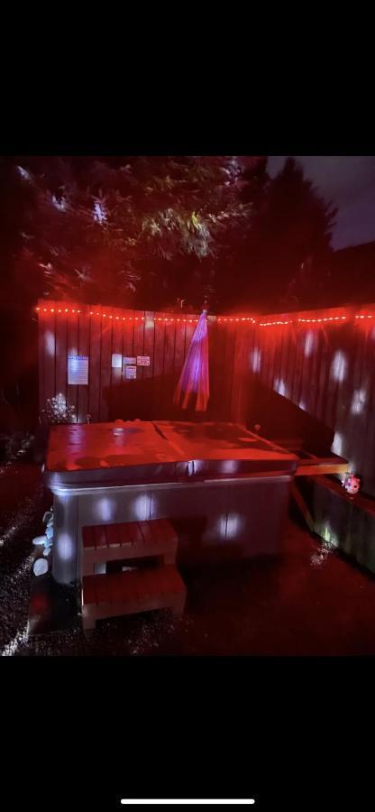 Bankhead Accommodation With Hot Tub In Aberdeenshire Gamrie Εξωτερικό φωτογραφία